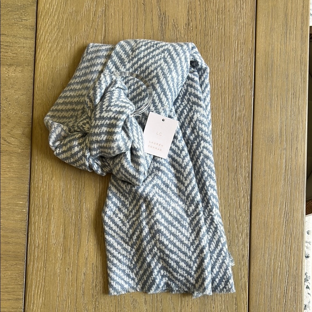LC Lauren Conrad Blue and White Scarf